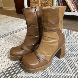 L.E.I Women’s Brown Leather Patchwork Platform Boot Size 7.5